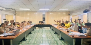 เทศบาลตำบลเด่นชัย ประชุมคณะกรรมการจัดการสิ่งปฏิกูลและมูลฝอยเทศบาลตำบลเด่นชัย