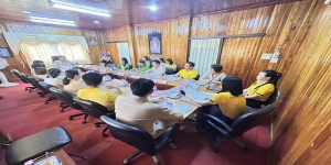 นายกเทศมนตรีตำบลเด่นชัย ประชุมหัวหน้าส่วนราชการ ประจำเดือน มิถุนายน ๒๕๖๘